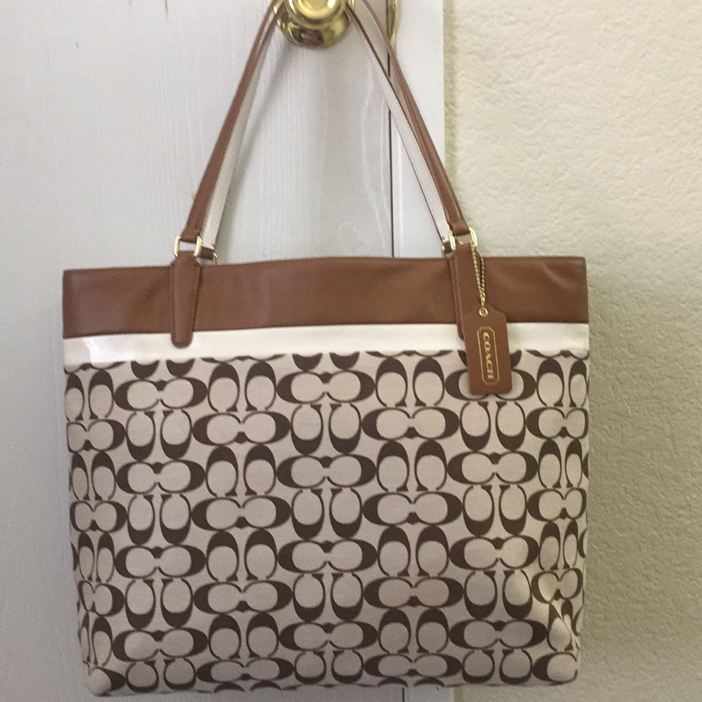 Coach signature tote